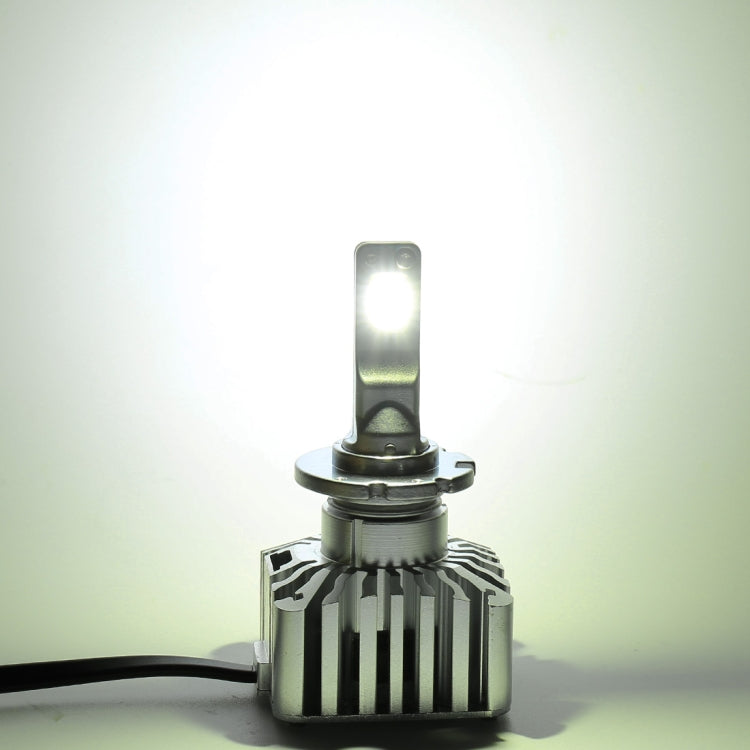 2 PCS DC12V / 35W / 5500K / 4000LM Car ED Headlight Lamps SMD-3570 Lamps for D1S, D1S