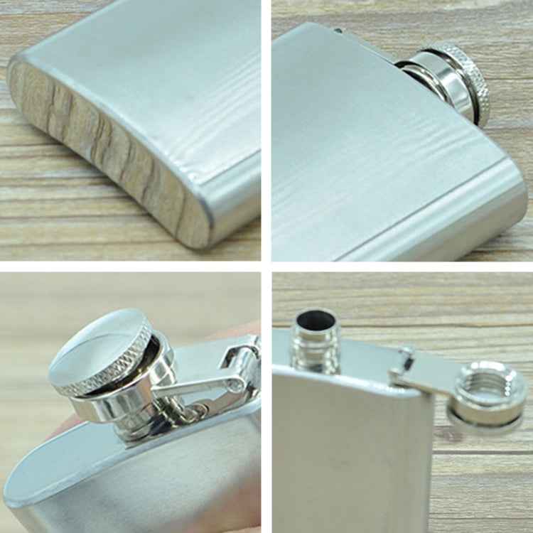 100ml(3.5oz) Pocket Flagon Outdoor Sports Flat Liquor Flask Camping Ultralight Portable Wearproof Wine Pot(Silver)