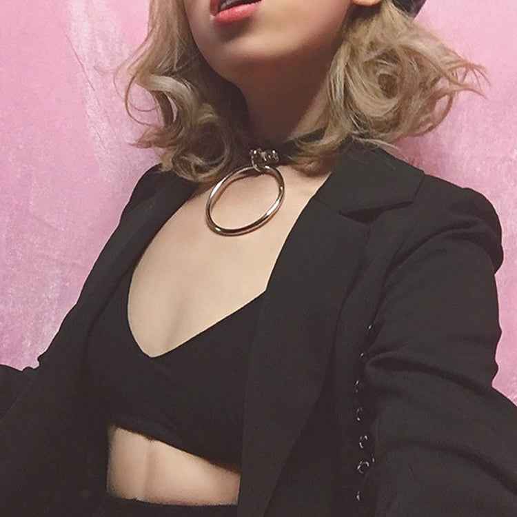 2 PCS European and American Style Punk O-shaped Big Ring Popular Leather Necklace Collar, Random Color Delivery