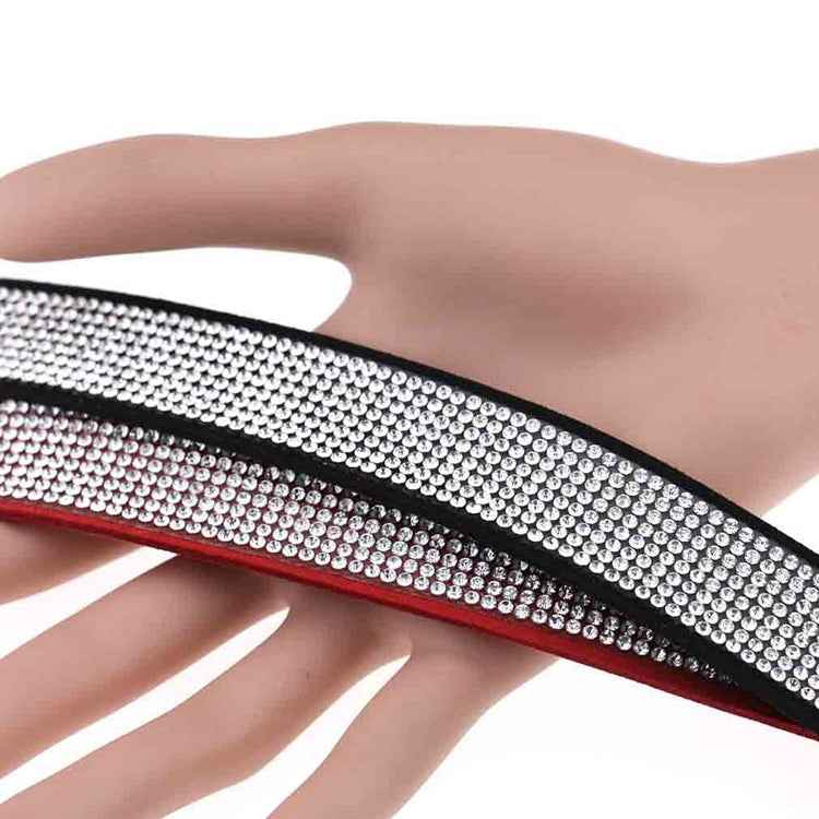 2 PCS European and American Popular Fashion Flannel Diamonds Necklace Collar, Random Color Delivery