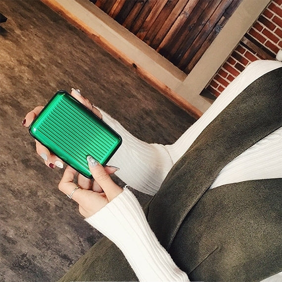 Estuche para tarjetas bancarias antimagnético de aleación de aluminio y resina ABS de alta calidad, con colores aleatorios.