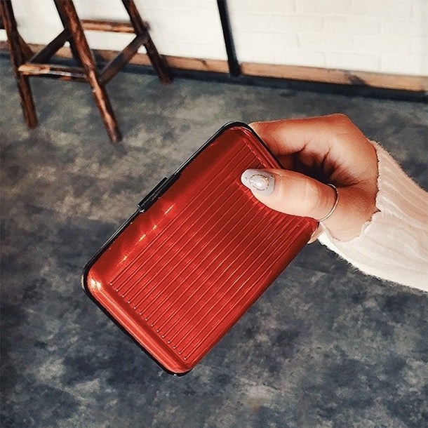 Estuche para tarjetas bancarias antimagnético de aleación de aluminio y resina ABS de alta calidad, con colores aleatorios.