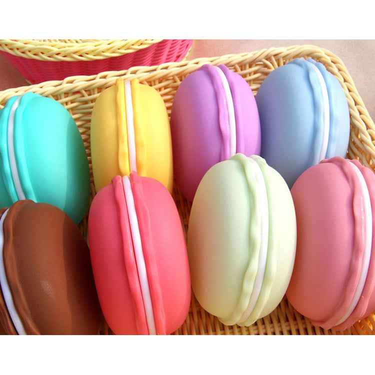 2pcs Lovely Macaron Style Ornaments Box Portable Storage Box Random Color Delivery