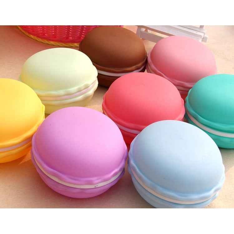 2pcs Lovely Macaron Style Ornaments Box Portable Storage Box Random Color Delivery