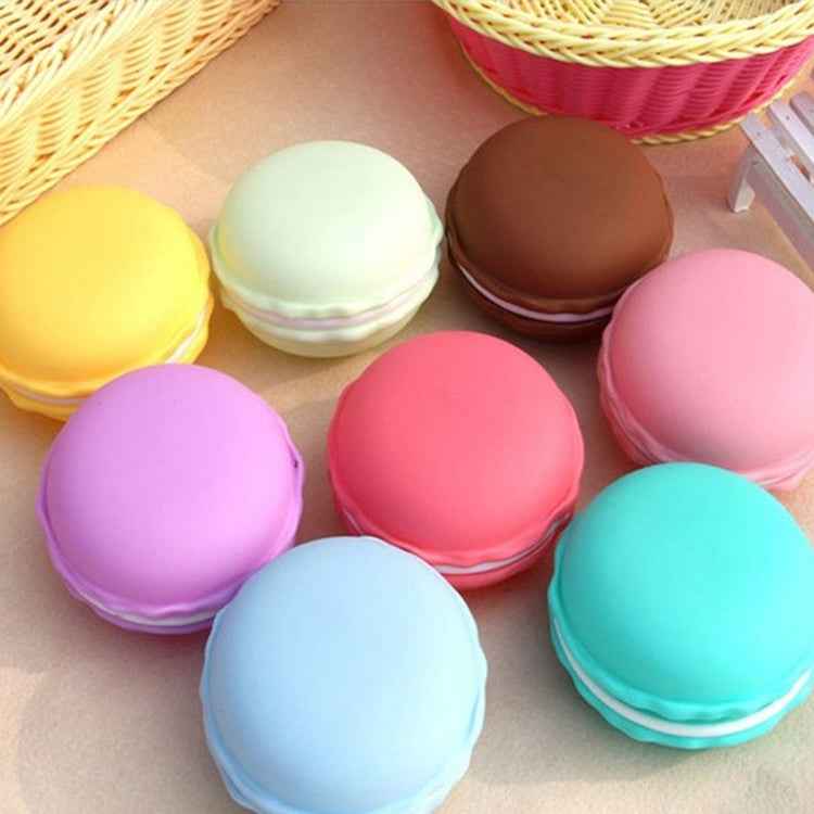 2pcs Lovely Macaron Style Ornaments Box Portable Storage Box Random Color Delivery
