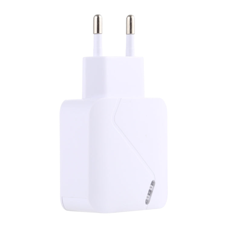LZ-819A+C QC3.0 USB + PD 18W USB-C / Type-C Interfaces Travel Charger with Indicator Light, EU Plug, EU Plug
