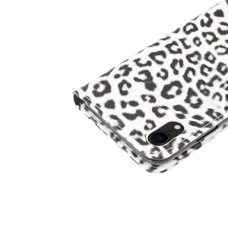 For iPhone XR Leopard Pattern Horizontal Flip Leather Case with Holder & Card Slots