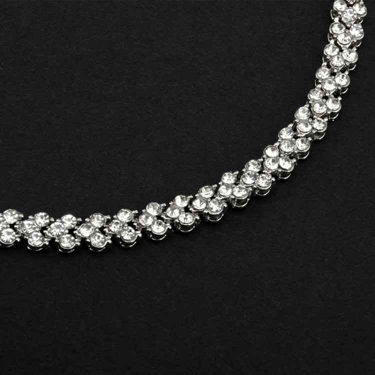 Glamorous Female Crystal Bracelet with Artificial Diamond Inlaid for Wedding, Engagement, Mother`s Day And Birthday Gift, Diameter: 5.25 cm, Perimeter:16.5 cm