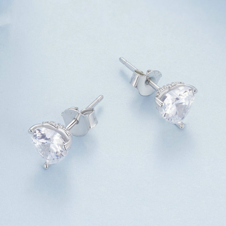 BSE853 Sterling Silver S925 White Gold Plated Sparkling Heart Stud Earrings