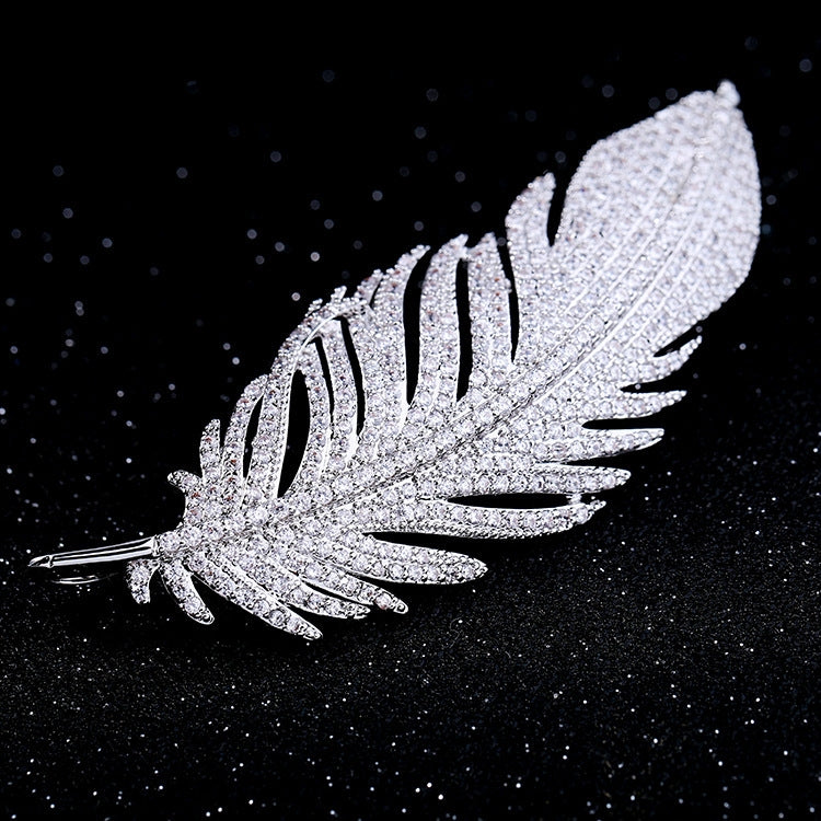 Simple Lady Feather Pattern High-grade Platinum Suits Corsage Brooch