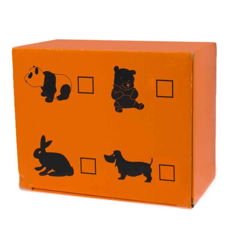 Universal Car Truck Lucky Beagle Dog Doll Shake Head Ornament Vehicle Decor Toy Piggy Bank, with Double Sided Tape