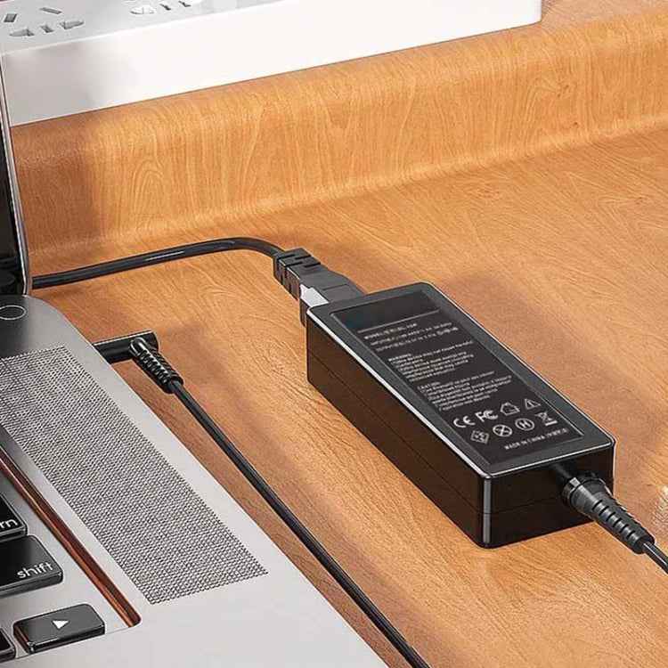 ADP-40THA 45W 19V 2.37A AC Adapter for Asus Laptop, Output Tips: 4.0mm x 1.35mm