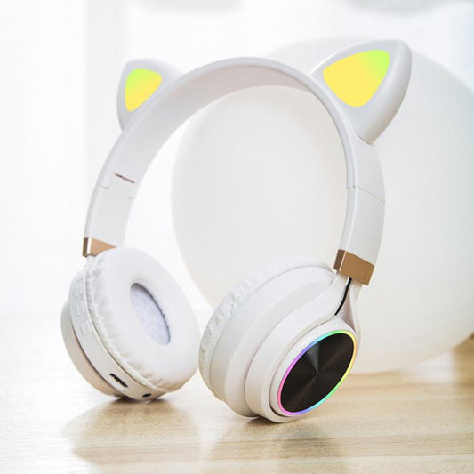 Auriculares estéreo con cable y micrófono P28 con orejas de gato