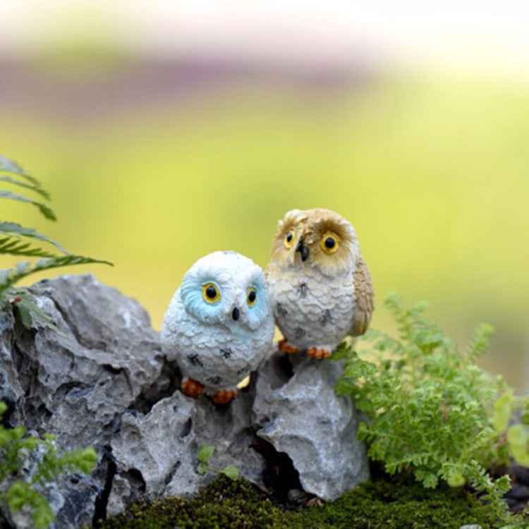 2 PCS Moss Micro Landscape Creative Resin Mini Owl Ornament,Random Color Delivery