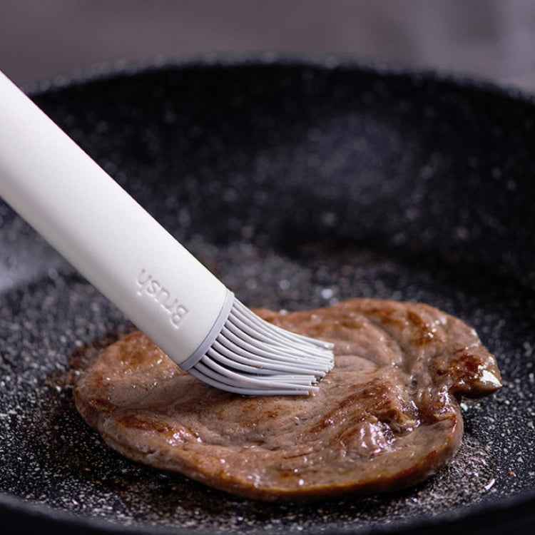 Kitchen Brush Removable Silicone Oil Brush Baking Barbecue Brush Oil Tool Random Color Delivery