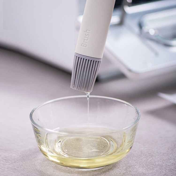Kitchen Brush Removable Silicone Oil Brush Baking Barbecue Brush Oil Tool Random Color Delivery