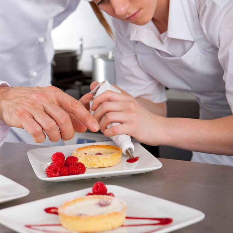 8 PCS/Set 6 Stainless Steel Nozzle Set DIY Cake Decorating Tools Silicone with EVA Cream Pastry Bag