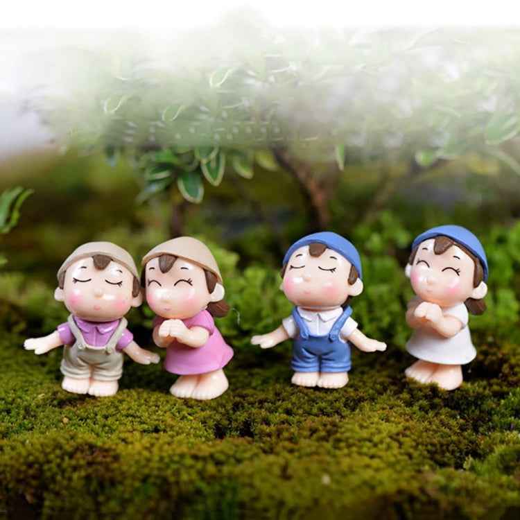4 PCS Boys and Girls Micro Landscape Ornaments Toy House Decorations, Random Style Delivery