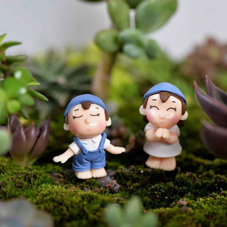 4 PCS Boys and Girls Micro Landscape Ornaments Toy House Decorations, Random Style Delivery