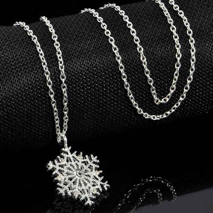 3 PCS Charms Crystal Snowflake Zircon Flower Christmas Necklaces