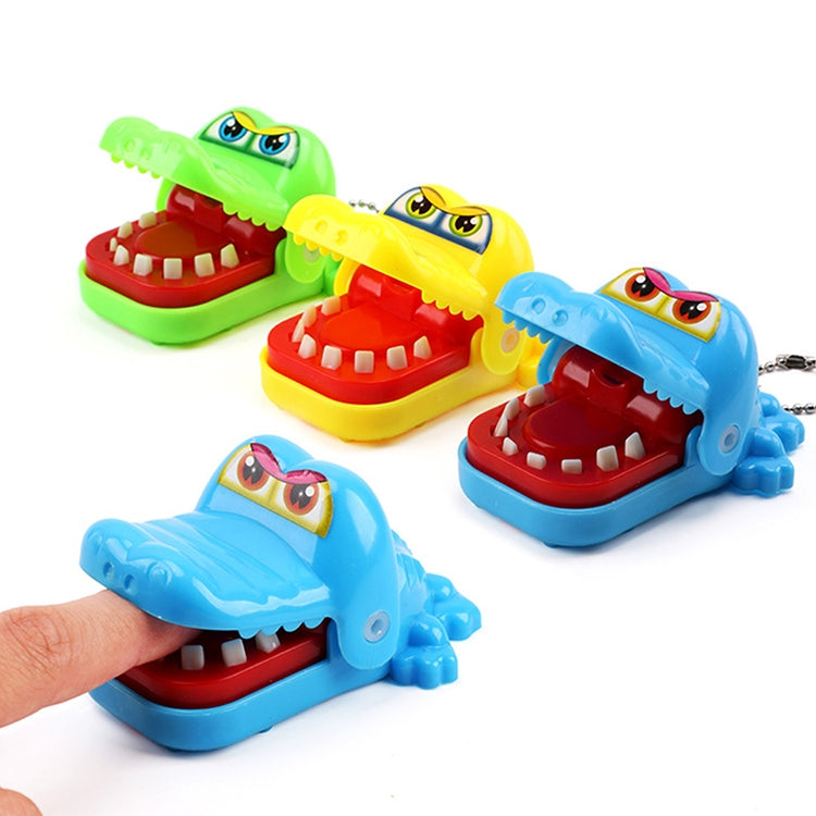 3 PCS Cartoon Mini Crocodile Bite Hand Novelty Tricky Toys, Random Color Delivery, Mini Crocodile