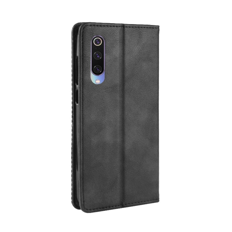 Étui à rabat horizontal en cuir à texture rétro avec boucle magnétique pour Xiaomi Mi 9, avec support, emplacements pour cartes et portefeuille.