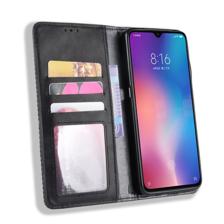 Étui à rabat horizontal en cuir à texture rétro avec boucle magnétique pour Xiaomi Mi 9, avec support, emplacements pour cartes et portefeuille.