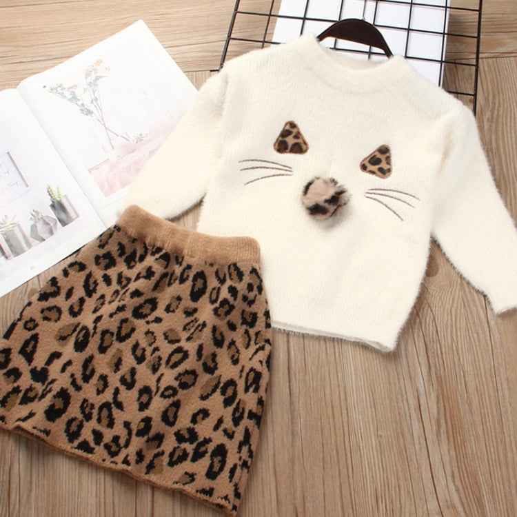 Girl Solid Color Sweater Mink Velvet + Leopard Skirt Two-piece