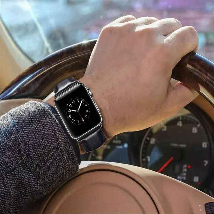 Black Buckle Leather Watch Band For Apple Watch Ultra 49mm&Watch Ultra 2 49mm / Series 10 46mm / 9&8&7 45mm / SE 3&SE 2&6&SE&5&4 44mm / 3&2&1 42mm