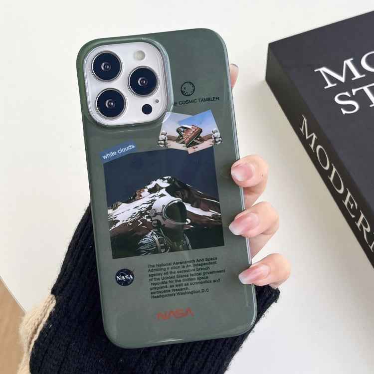 Astronaut Pattern Glossy PC Phone Case