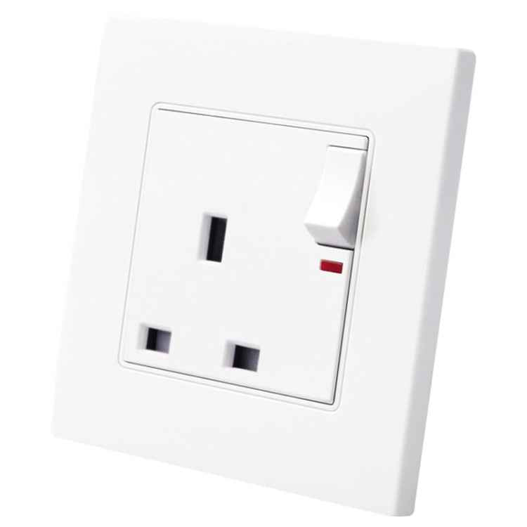 86 Type PC 13A Three Hole Power Socket with Light Switch, UK Plug