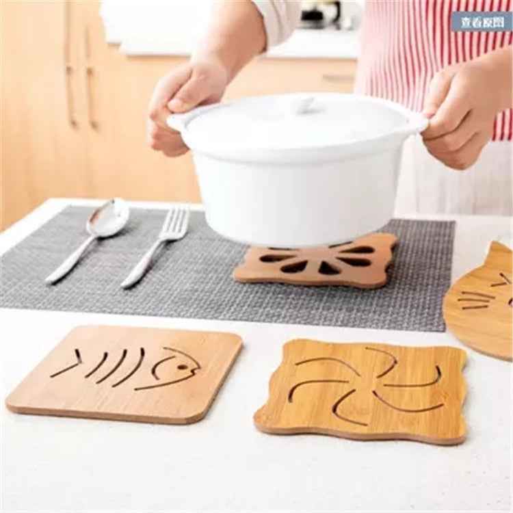 5pcs Cute Cartoon Kitchen Table Protect Wood Cup Pad Heat Insulation Coaster Mat, Random Style Delivery