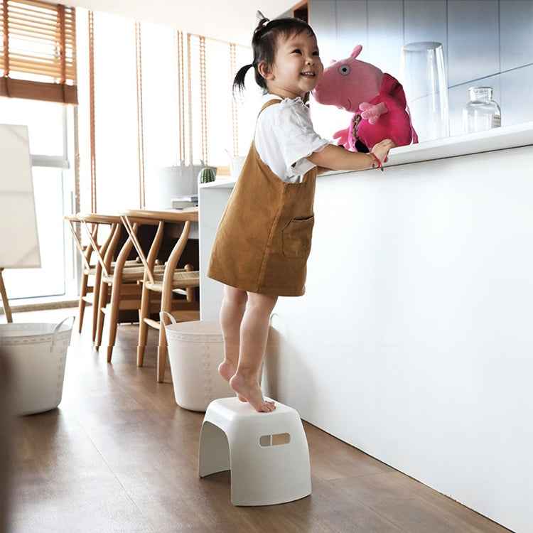 Thickened Plastic Chair Household Footstool Bathroom Anti-skid Small Stool for Children
