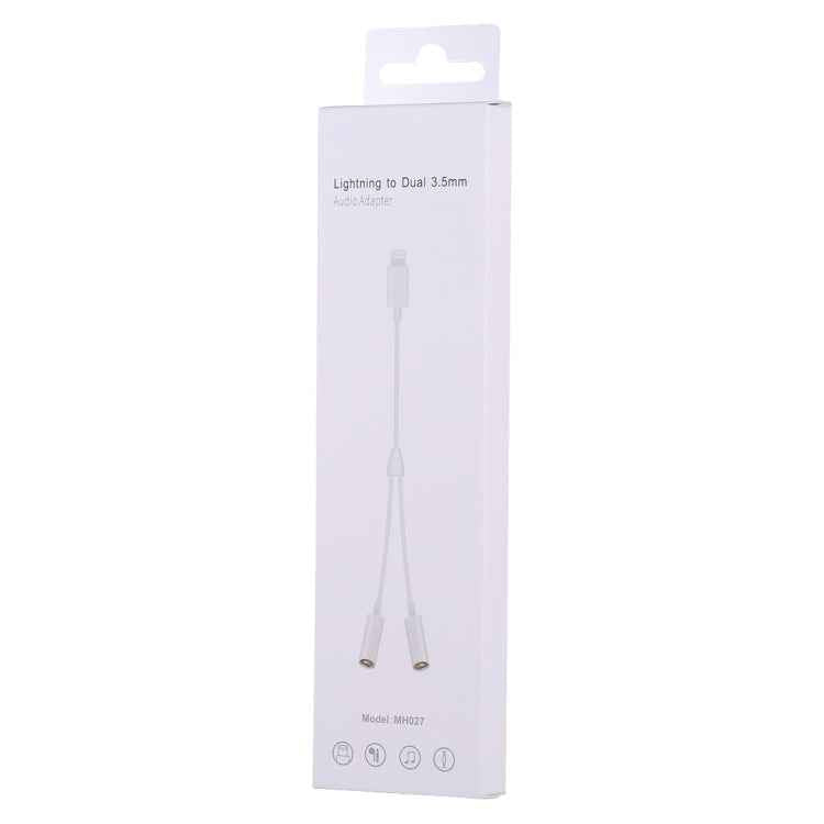 MH027 16cm 2 in 1 Dual 3.5mm Female to 8 Pin Male Audio Adapter