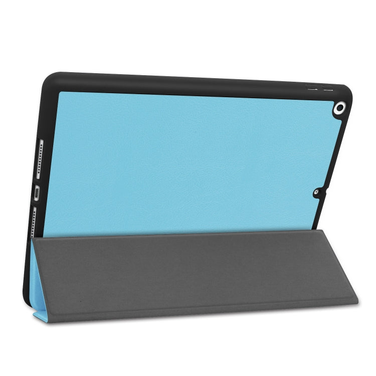 Étui en cuir TPU à rabat horizontal pour iPad 10.2 (2021/2020/2019) avec fonction veille/réveil, support pliable en trois parties et emplacement pour stylo.