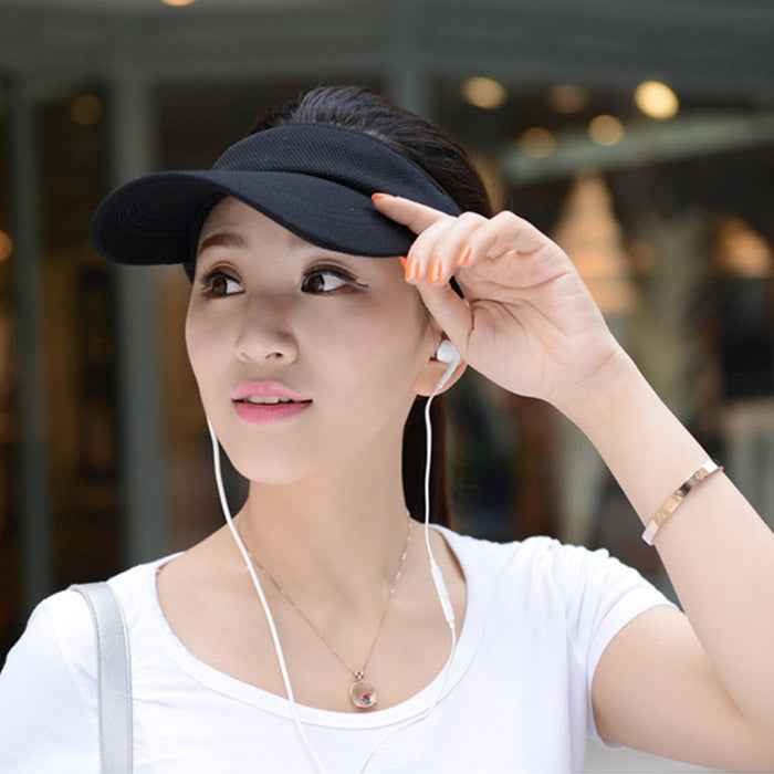 Lightweight and Comfortable Visor Cap for Women in Outdoor Golf Tennis Running Jogging Adjustable Strap