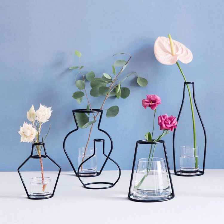 Black Iron Flower Vase Frame Plant Holder, Decorating Indoor Cafe Home, Size: 15cm x 20cm
