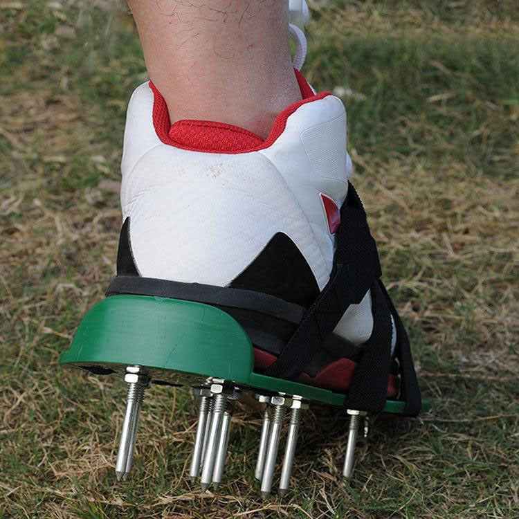 Garden Lawn Garden Tools Grass Ripper Spiked Shoes with 4 Plastic Buckles