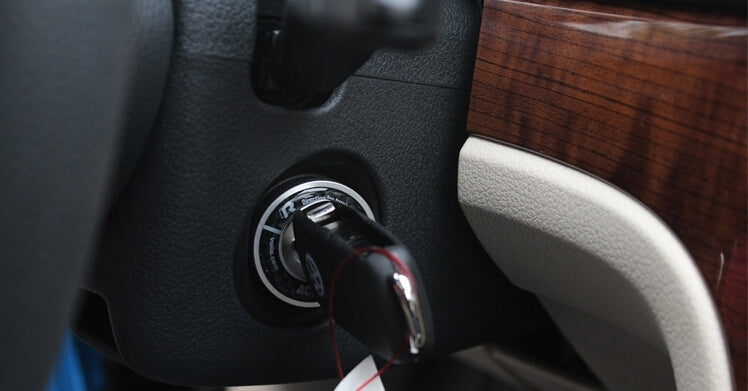Aluminum Alloy Ignition Key Ring for AUDI A1 & A3 & A4L & TT, VW, POLO, Inside Diameter: about 14cm, Random Color Delivery