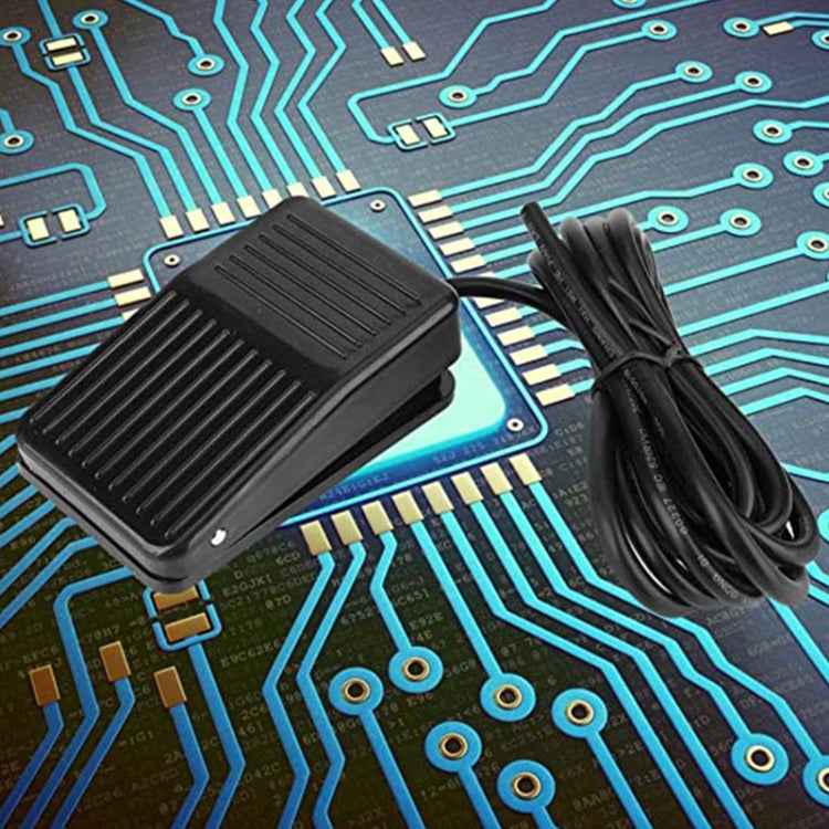 TFS-01 AC 250V 10A Anti-slip Plastic Case Foot Control Pedal Switch, Cable Length: 1m