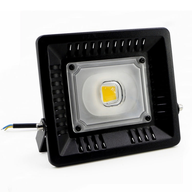 Luminous Flux: > 4000LM, PF > 0.9, RA > 80, AC 90-140V