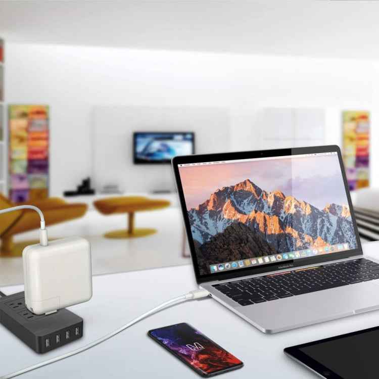 PD3.0 30W USB-C / Type-C Interface Universal Travel Charger with Detachable Foot, UK Plug