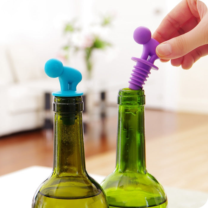 7 PCS Cartoon Silicone Sealed Spiral Red Wine Stopper + Cup Feet Set, Random Color Delivery