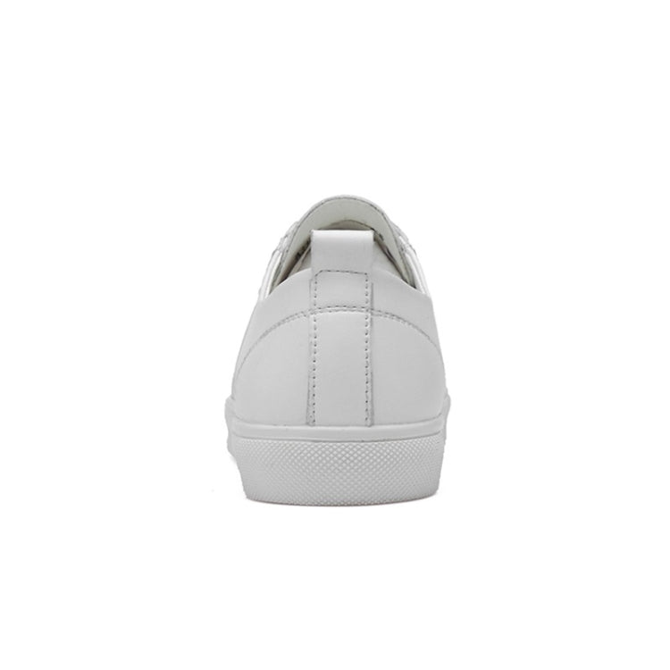 Microfiber Leather Upper Simple Solid Color Casual Shoes for Men