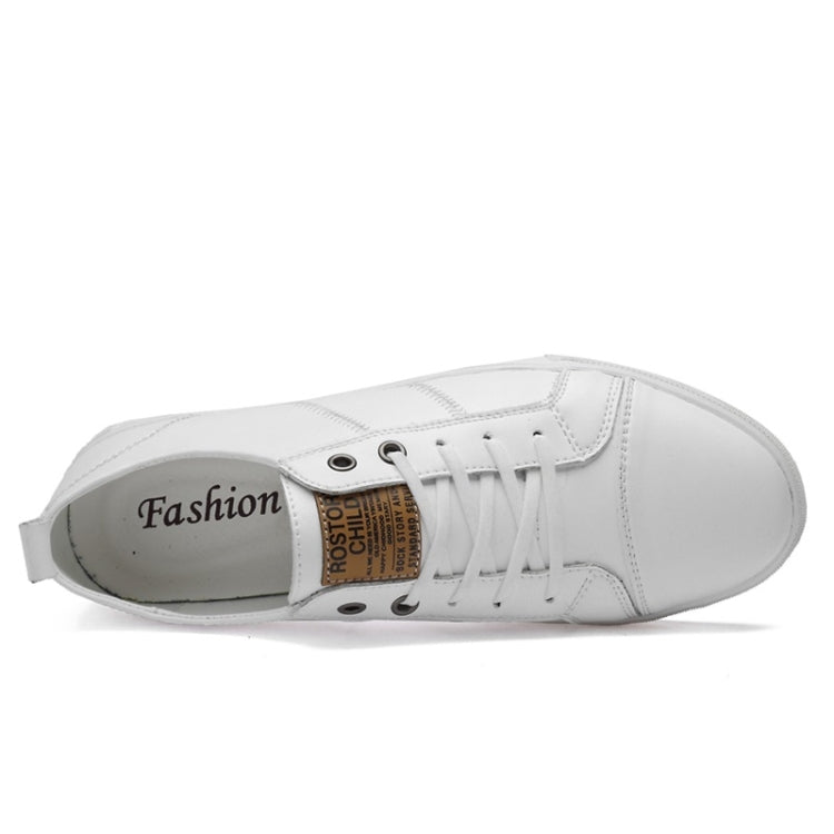 Microfiber Leather Upper Simple Solid Color Casual Shoes for Men